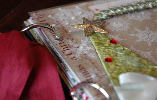 Creative Imaginations - Holly Jolly Altered Mini